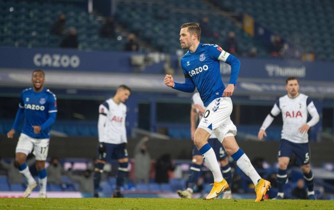 彻底点燃了 彻底点燃了